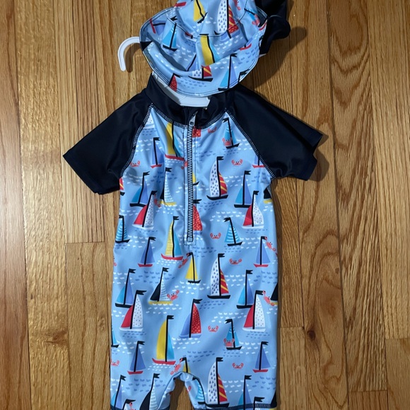 Andy and Evan 24m bathing suit romper with hat - Picture 1 of 2